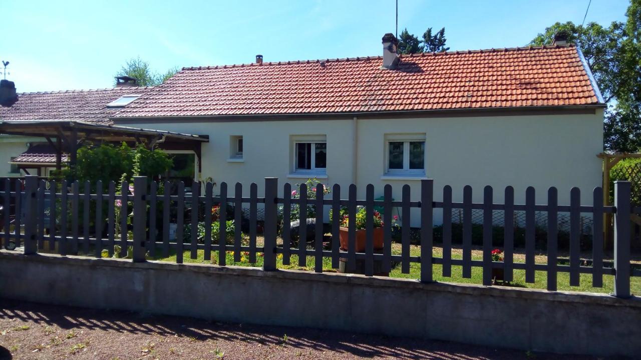 La Petite Maison De Paule Villa Amilly  Exterior photo